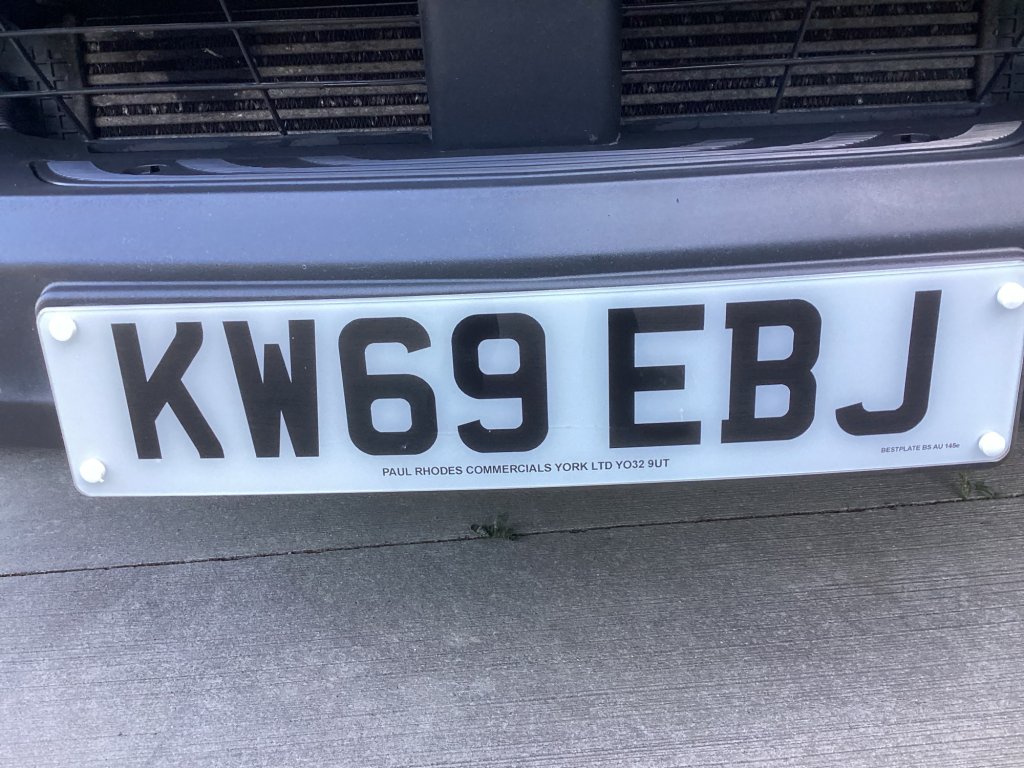 KW69 EBJ.